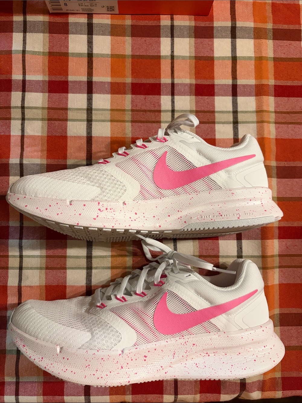 Women’s Nike Run Swift 3 size 9.5